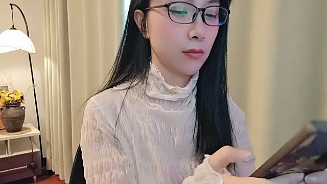 Snapshot of shanshan303 chatting on November 10, 2025, 4:50 am shanshan303 online show from November 10, 2025, 4:50 am