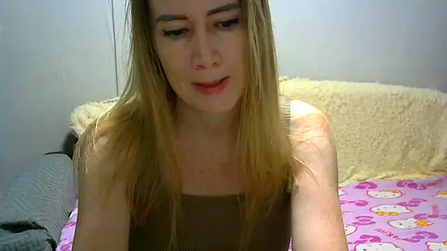 JessFoxxx online show from September 29, 2025, 4:19 am