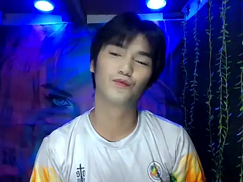 miss lolalops online show from December 16, 2025, 3:16 pm