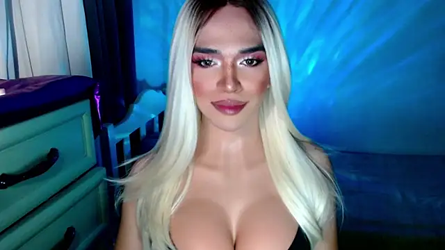 lusciousgirlx online show from November 13, 2025, 2:54 pm