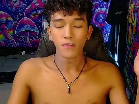 kenbigcockxx online show from May 26, 2026, 1:20 pm