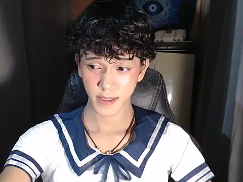 Snapshot of kenbigcockxx chatting on October 8, 2025, 4:08 pm kenbigcockxx online show from October 8, 2025, 4:08 pm