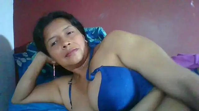 DianaOchoa  online show from May 16, 2026, 10:36 am