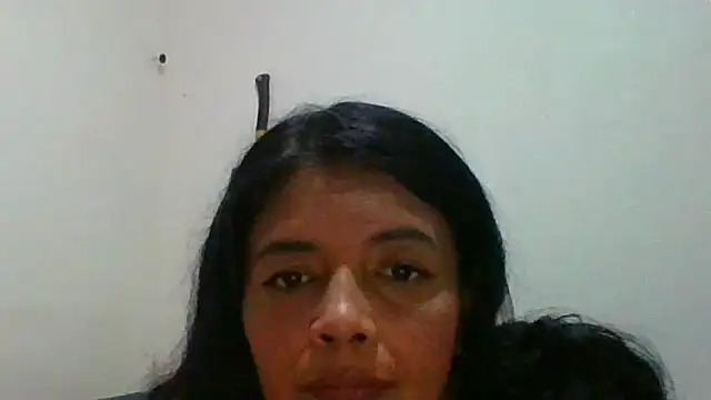 DianaOchoa  online show from April 13, 2026, 8:24 pm