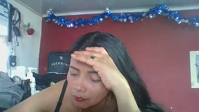 DianaOchoa  online show from February 17, 2026, 8:17 pm