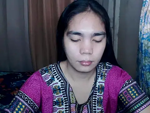 Snapshot of Simple_Martina chatting on November 15, 2025, 1:31 am Simple Martina online show from November 15, 2025, 1:31 am