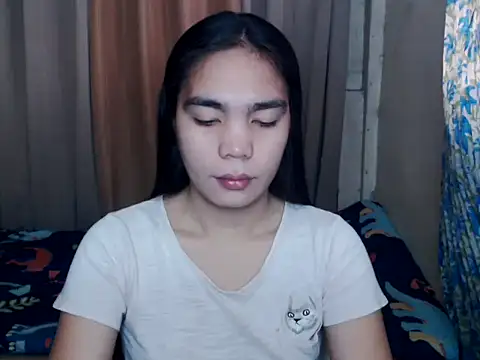 Snapshot of Simple_Martina chatting on October 28, 2025, 1:28 am Simple Martina online show from October 28, 2025, 1:28 am