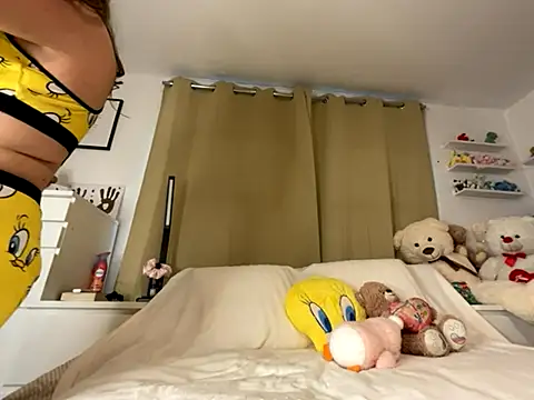 SofiaaBlackk online show from October 19, 2025, 2:42 pm