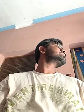 Snapshot of Harsha_Happy chatting on November 1, 2025, 5:03 am Harsha Happy online show from November 1, 2025, 5:03 am