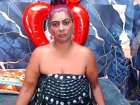 indianerotica69 online show from February 14, 2026, 1:33 pm