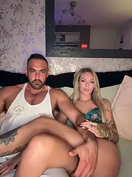 Kayla Modelle96 online show from October 15, 2025, 8:28 pm