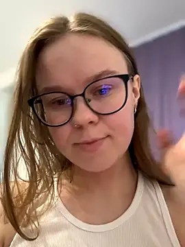 Snapshot of _CherryBloom_ chatting on October 28, 2025, 12:37 pm CherryBloom online show from October 28, 2025, 12:37 pm