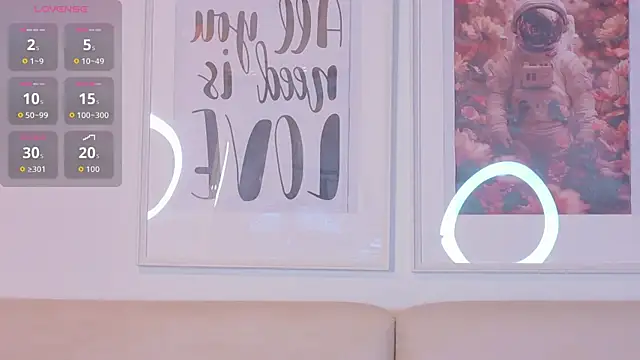 Snapshot of Heraa_Piett chatting on October 29, 2025, 12:04 pm Heraa Piett online show from October 29, 2025, 12:04 pm