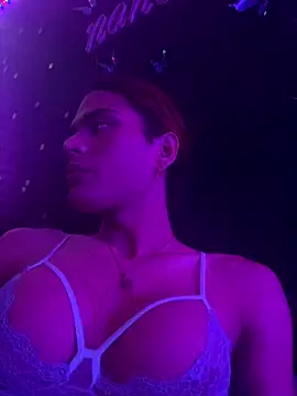 Snapshot of naho_love chatting on September 28, 2025, 10:39 pm naho love online show from September 28, 2025, 10:39 pm