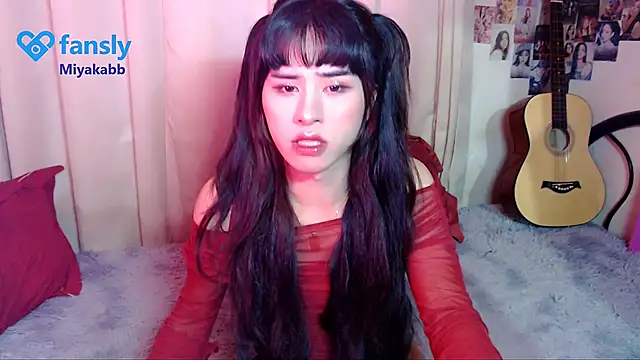 chakababe online show from April 8, 2026, 10:11 pm