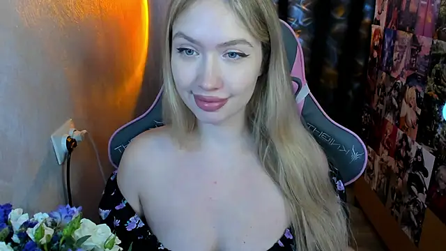 Snapshot of NicoleRiccii chatting on November 10, 2025, 6:46 pm NicoleRiccii online show from November 10, 2025, 6:46 pm