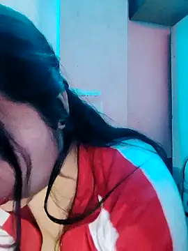 Snapshot of lunna_07 chatting on October 25, 2025, 2:44 am lunna 07 online show from October 25, 2025, 2:44 am