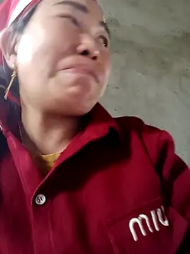 Snapshot of jienrrr chatting on December 23, 2025, 5:29 am jienrrr online show from December 23, 2025, 5:29 am