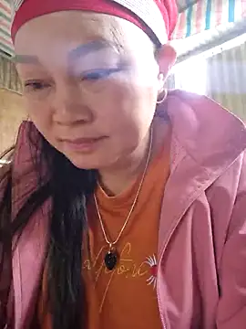 yoowwmr online show from December 23, 2025, 5:29 am