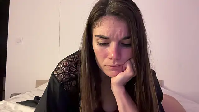 Snapshot of Caro663 chatting on November 20, 2025, 8:31 pm Caro663 online show from November 20, 2025, 8:31 pm