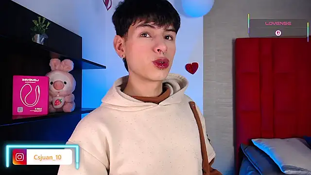 Snapshot of Ezra_Storm chatting on March 3, 2026, 5:25 am Ezra Storm online show from March 3, 2026, 5:25 am