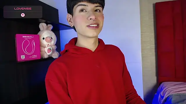 Snapshot of Ezra_Storm chatting on October 26, 2025, 4:57 am Ezra Storm online show from October 26, 2025, 4:57 am