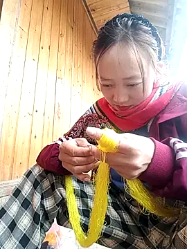 Snapshot of Zhan99999 chatting on December 17, 2025, 2:38 am Zhan99999 online show from December 17, 2025, 2:38 am