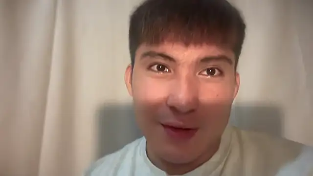 lovely jay online show from November 16, 2025, 2:33 pm