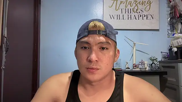 Snapshot of lovely_jay chatting on February 27, 2026, 7:35 pm lovely jay online show from February 27, 2026, 7:35 pm