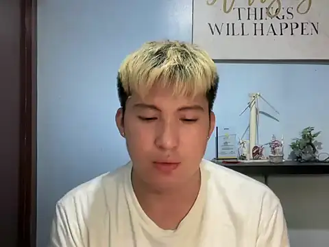 lovely jay online show from May 20, 2026, 5:48 am