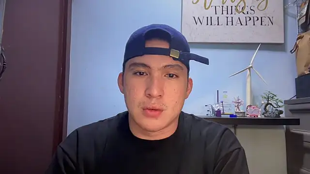 Snapshot of lovely_jay chatting on December 22, 2025, 6:19 pm lovely jay online show from December 22, 2025, 6:19 pm