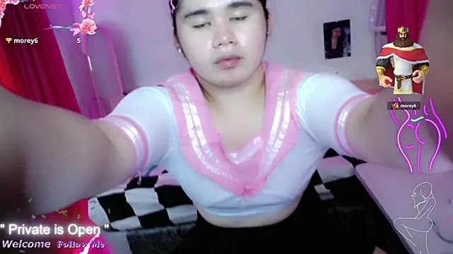 Snapshot of skinnygirl_69 chatting on May 16, 2026, 5:23 pm skinnygirl 69 online show from May 16, 2026, 5:23 pm