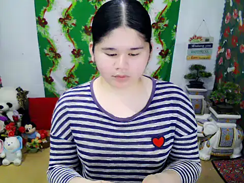 Snapshot of skinnygirl_69 chatting on December 5, 2025, 5:00 pm skinnygirl 69 online show from December 5, 2025, 5:00 pm