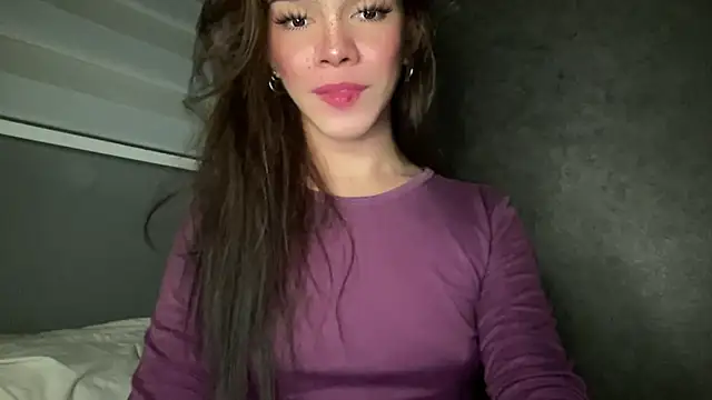 Snapshot of Misselliefayexxx chatting on November 4, 2025, 8:56 pm Misselliefayexxx online show from November 4, 2025, 8:56 pm