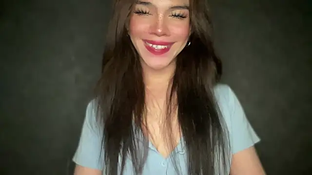 Snapshot of Misselliefayexxx chatting on November 9, 2025, 12:25 am Misselliefayexxx online show from November 9, 2025, 12:25 am