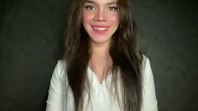 Snapshot of Misselliefayexxx chatting on November 3, 2025, 9:51 pm Misselliefayexxx online show from November 3, 2025, 9:51 pm