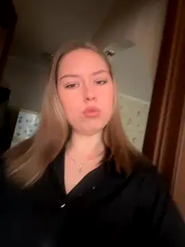 Snapshot of Tomyris_yuki chatting on November 29, 2025, 11:21 am Tomyris yuki online show from November 29, 2025, 11:21 am