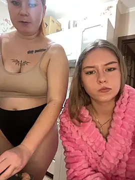 Snapshot of Tomyris_yuki chatting on October 31, 2025, 1:02 am Tomyris yuki online show from October 31, 2025, 1:02 am