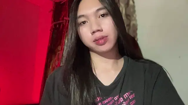 kat mire online show from October 22, 2025, 4:39 pm