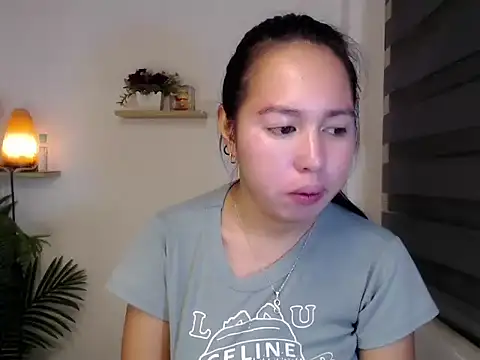 kimbratx online show from July 8, 2026, 10:32 pm