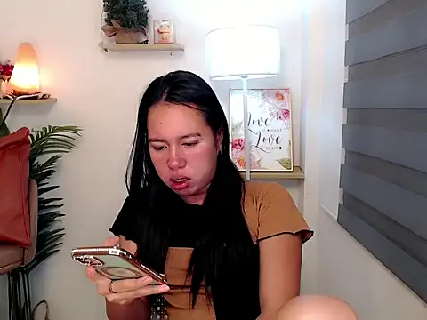 Snapshot of kimbratx chatting on November 9, 2025, 10:36 pm kimbratx online show from November 9, 2025, 10:36 pm