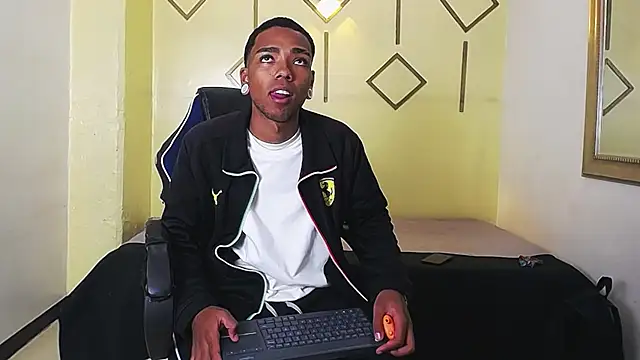 Snapshot of CollemanStone chatting on November 29, 2025, 4:45 am CollemanStone online show from November 29, 2025, 4:45 am