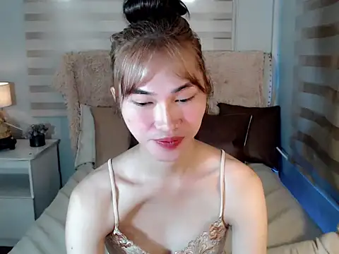 Snapshot of lovelychanel69xx chatting on October 26, 2025, 11:16 pm lovelychanel69xx online show from October 26, 2025, 11:16 pm