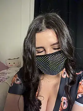 kamy55 online show from April 1, 2026, 11:34 pm