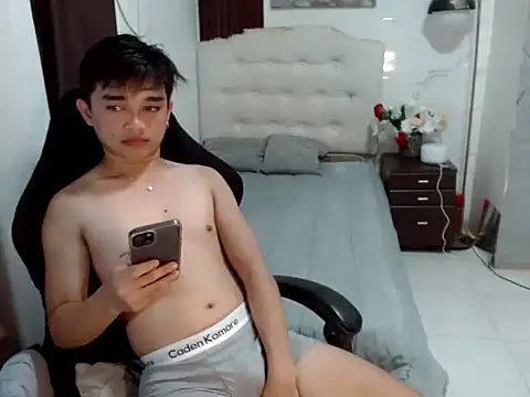 sexysam14 online show from November 16, 2025, 4:39 am