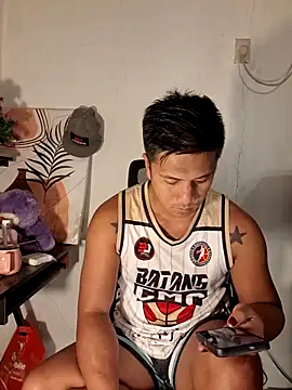 Snapshot of mr_dave chatting on April 14, 2026, 5:01 am mr dave online show from April 14, 2026, 5:01 am