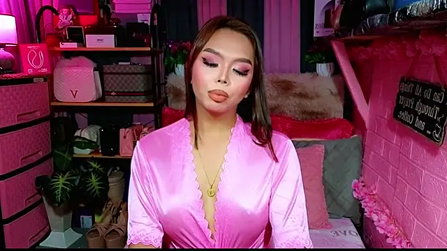 MoniqueCeleste online show from October 27, 2025, 12:44 am