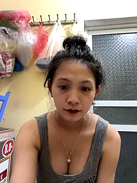 Aghenh online show from October 5, 2025, 4:09 pm