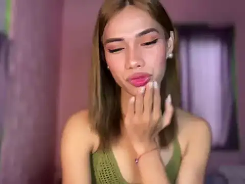 Snapshot of Lovelynikki03 chatting on June 27, 2026, 8:20 am Lovelynikki03 online show from June 27, 2026, 8:20 am