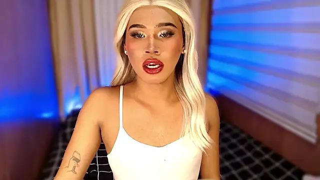 Snapshot of _tipsandchips chatting on October 18, 2025, 8:16 am tipsandchips online show from October 18, 2025, 8:16 am